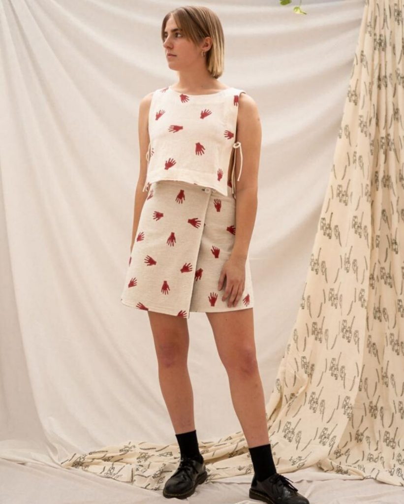 TAKE 10% OFF YOUR FIRST ORDER WITH THE CODE 'EME10'