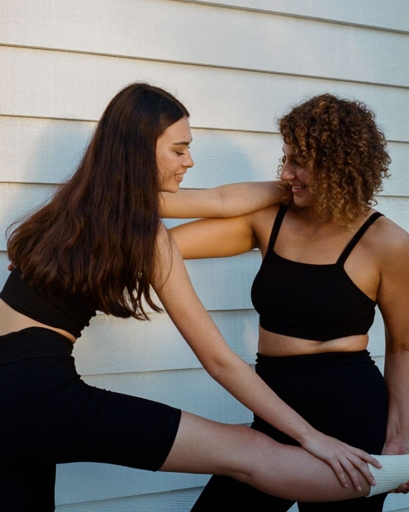 Meet Natalie Carusi from planet-friendly yoga wear brand Pinky and Kamal.
